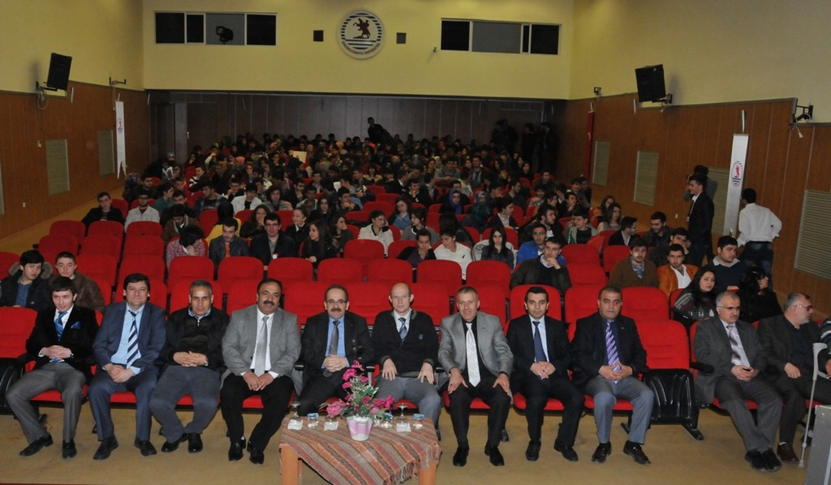 Omü\'de İnternet Haftası Başladı