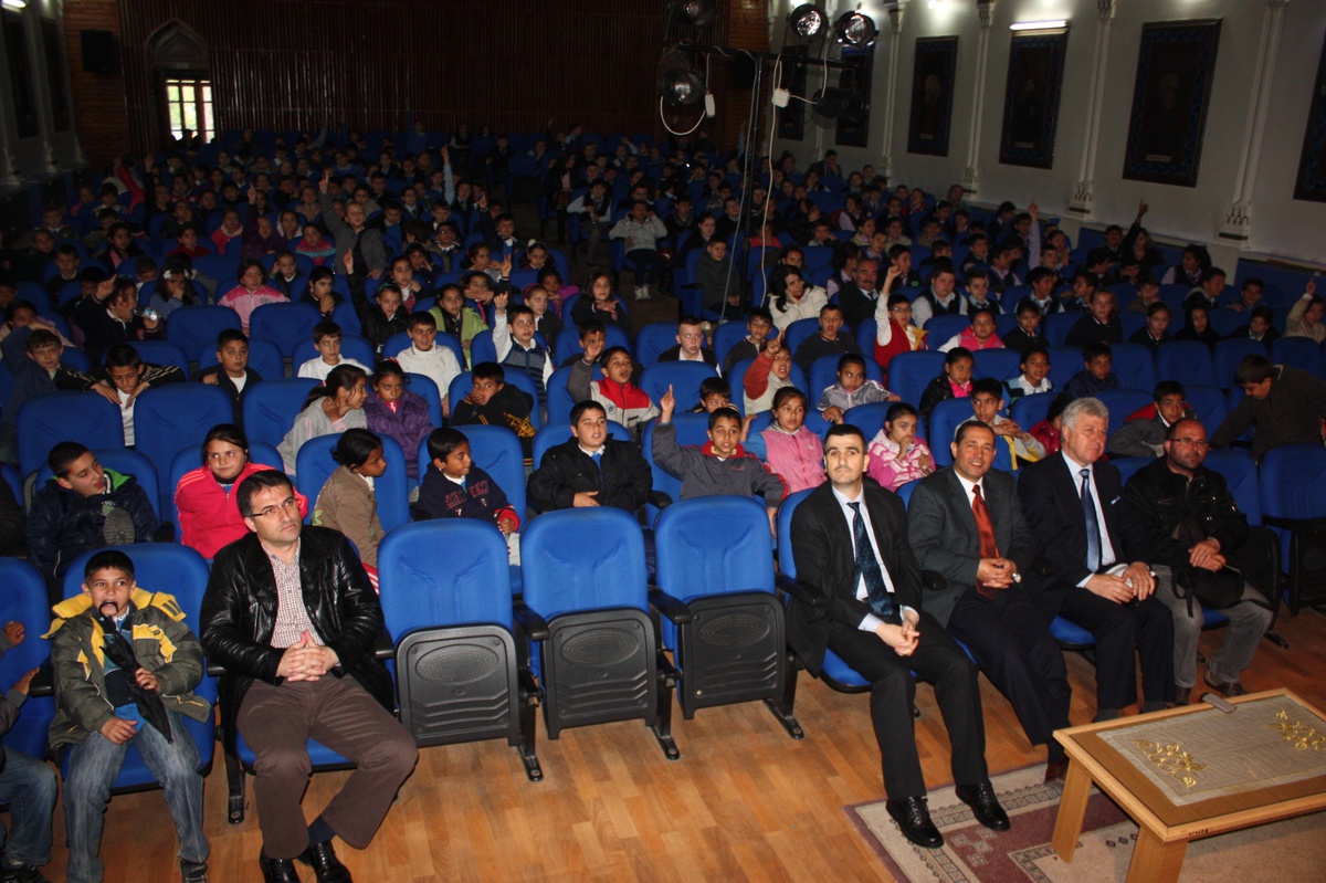 Orman Sevgisi Öğrencilere Tiyatroyla Aşılandı