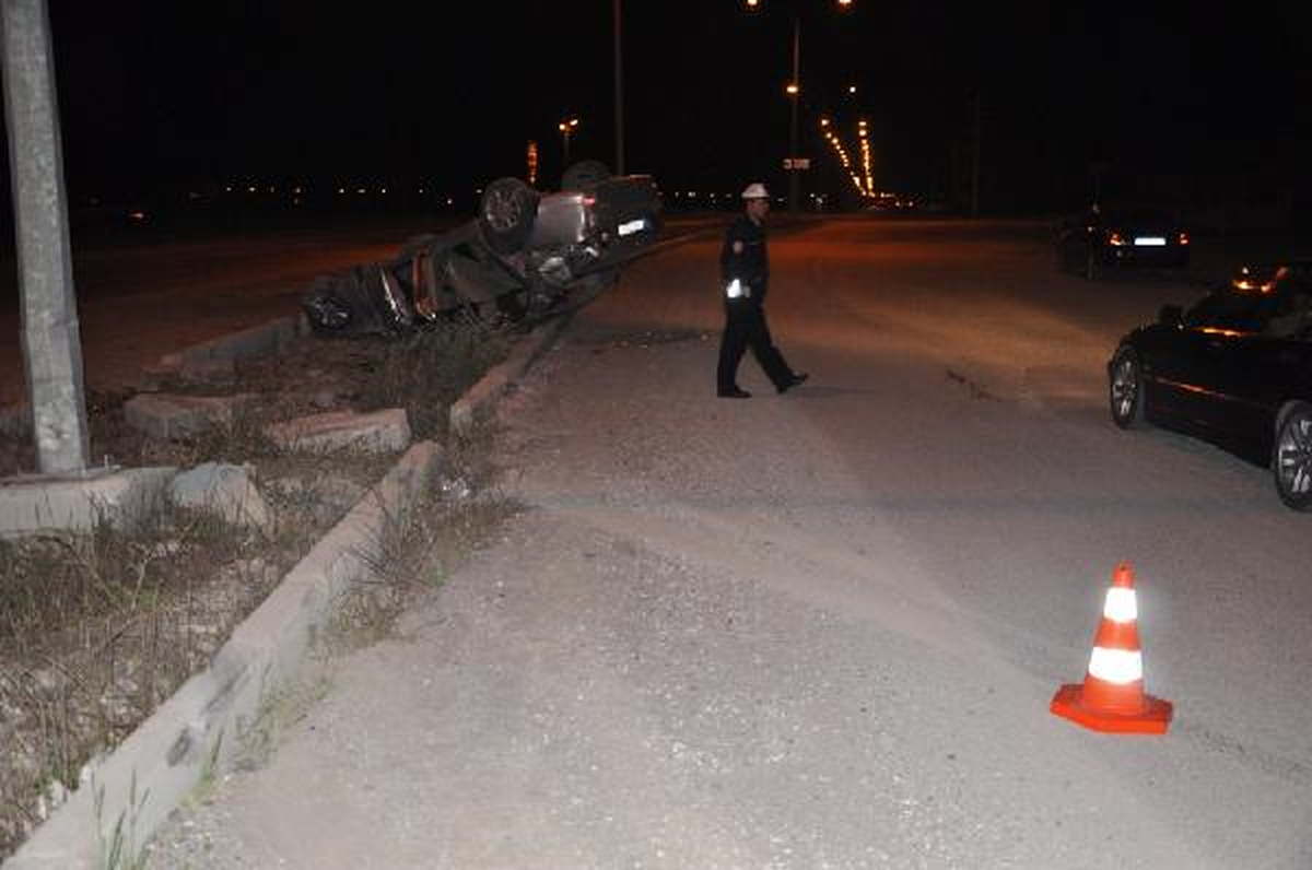 Otomobil Takla Attı: 5 Yaralı