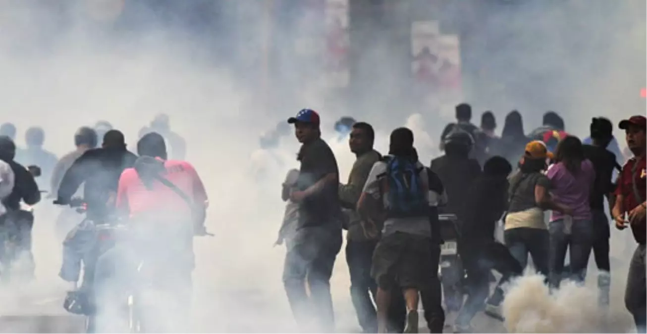 Şoför Devrimci Venezuela\'yı Gerdi