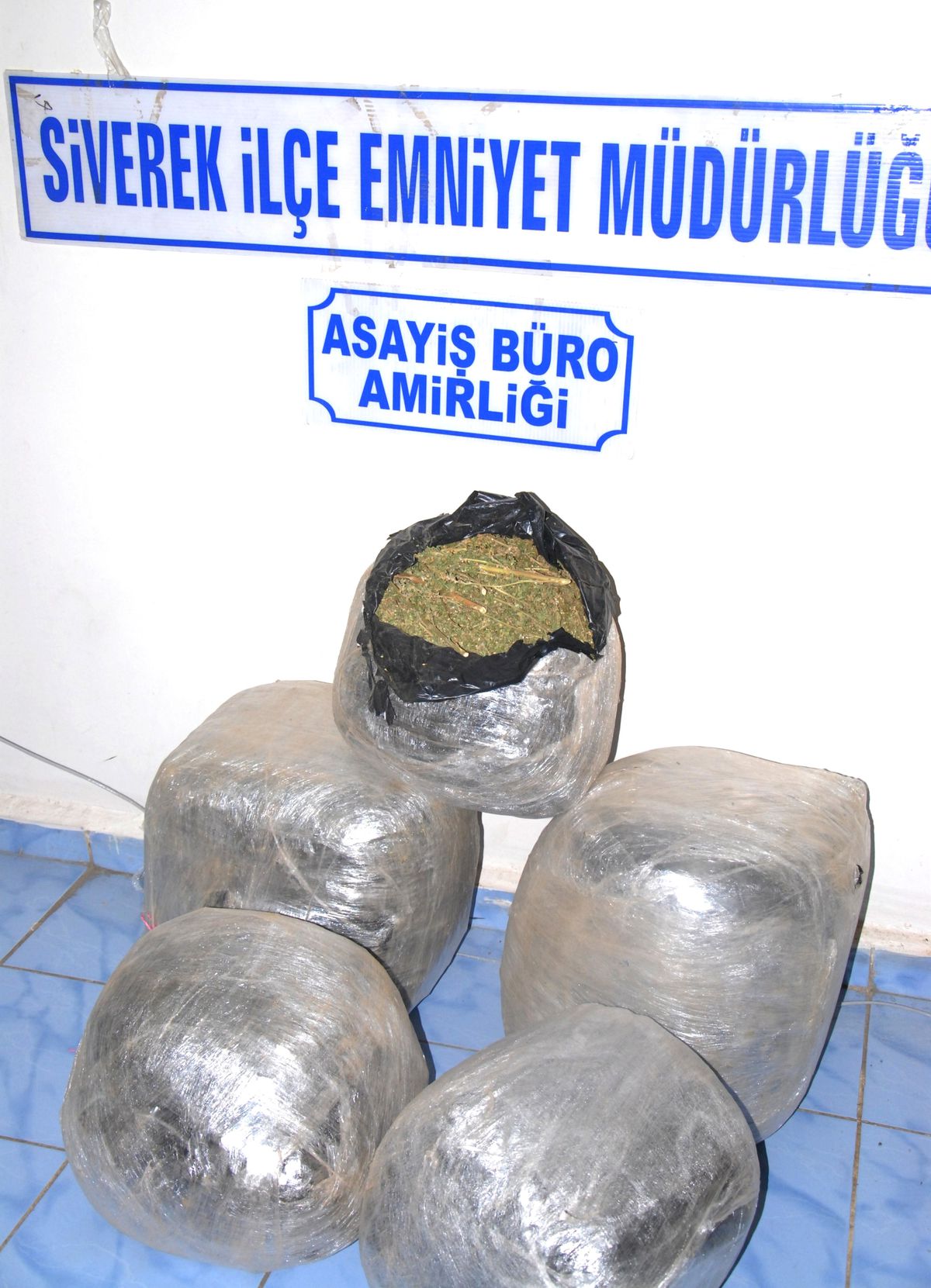 Siverek\'te 42 Kilo Esrar Ele Geçirildi