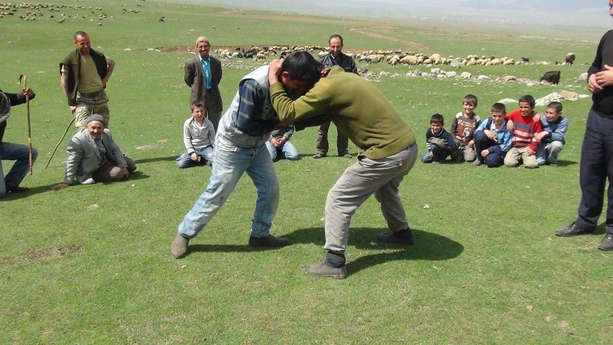 Tatvan\'da Yayla Dönemi Başladı