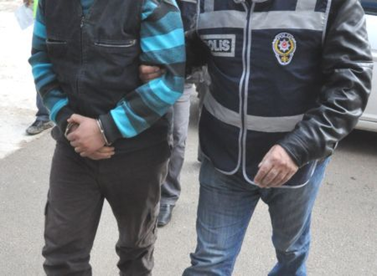 Trabzon\'da Akaryakıt Hırsızlığı: 5 Kişi Tutuklandı