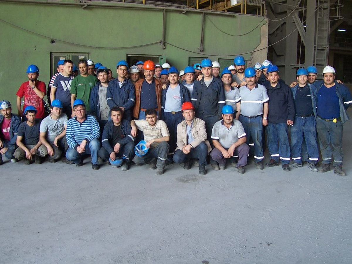 Türk Metal\'den İşçilere Ziyaret