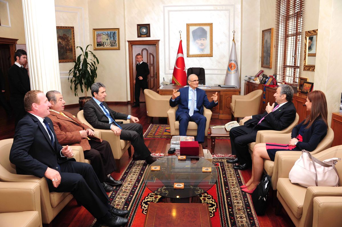 Tursab Başkanı Ulusoy, Başkan Yılmaz\'ı Ziyaret Etti