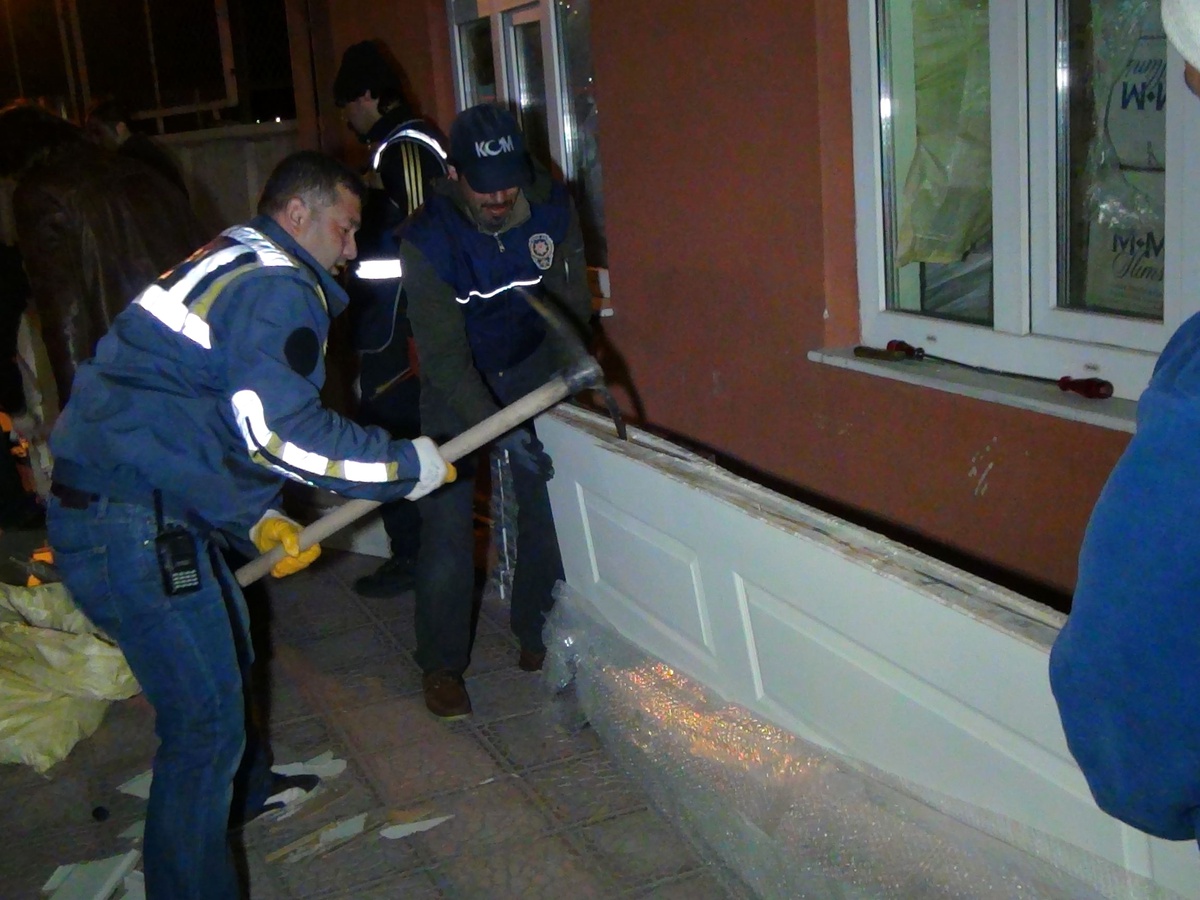 Uyuşturucu Tacirlerine Şafak Operasyonu