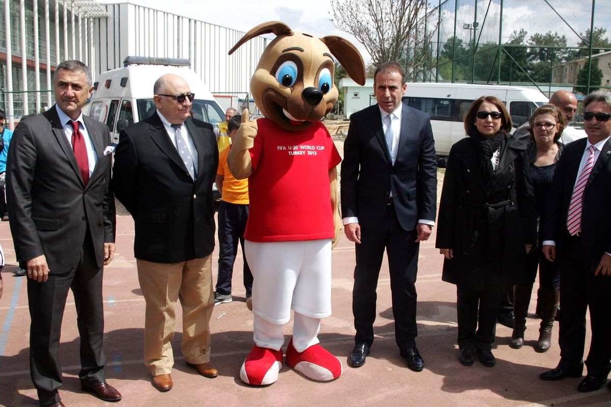 Abdullah Avcı\'ya Gaziantep\'te Sevgi Seli