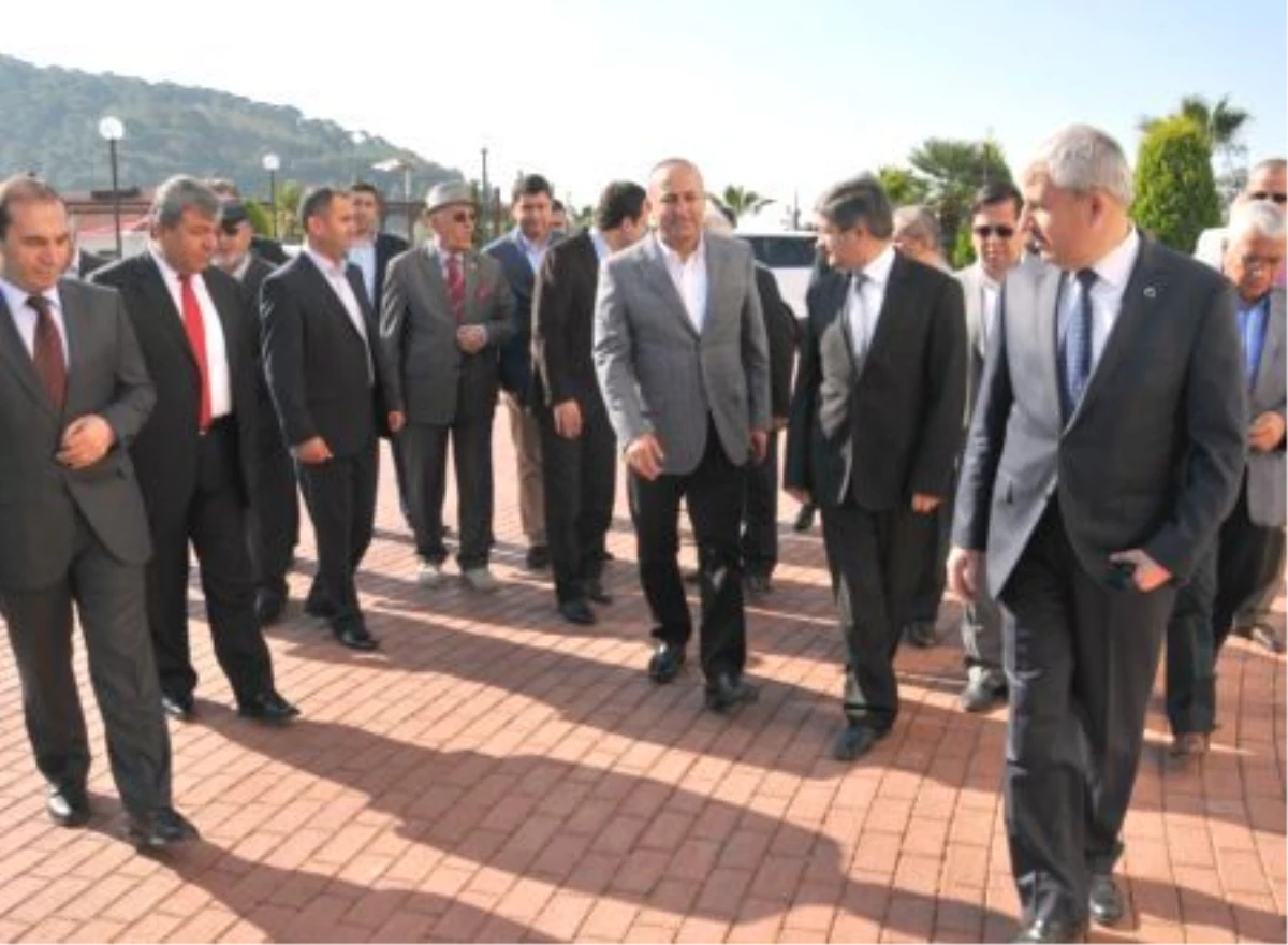 AK Parti Genel Başkan Yardımcısı Çavuşoğlu, Kumluca\'da