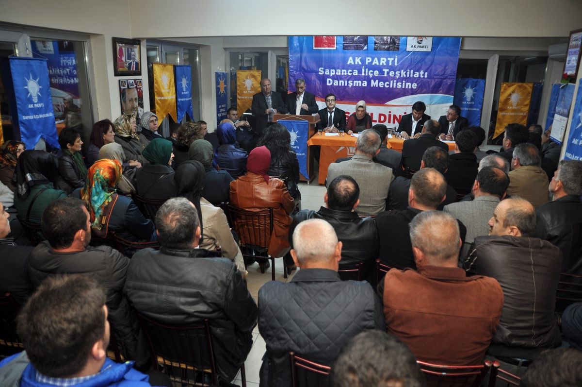 AK Parti Sapanca Danışma Meclisi Toplantısı Yapıldı