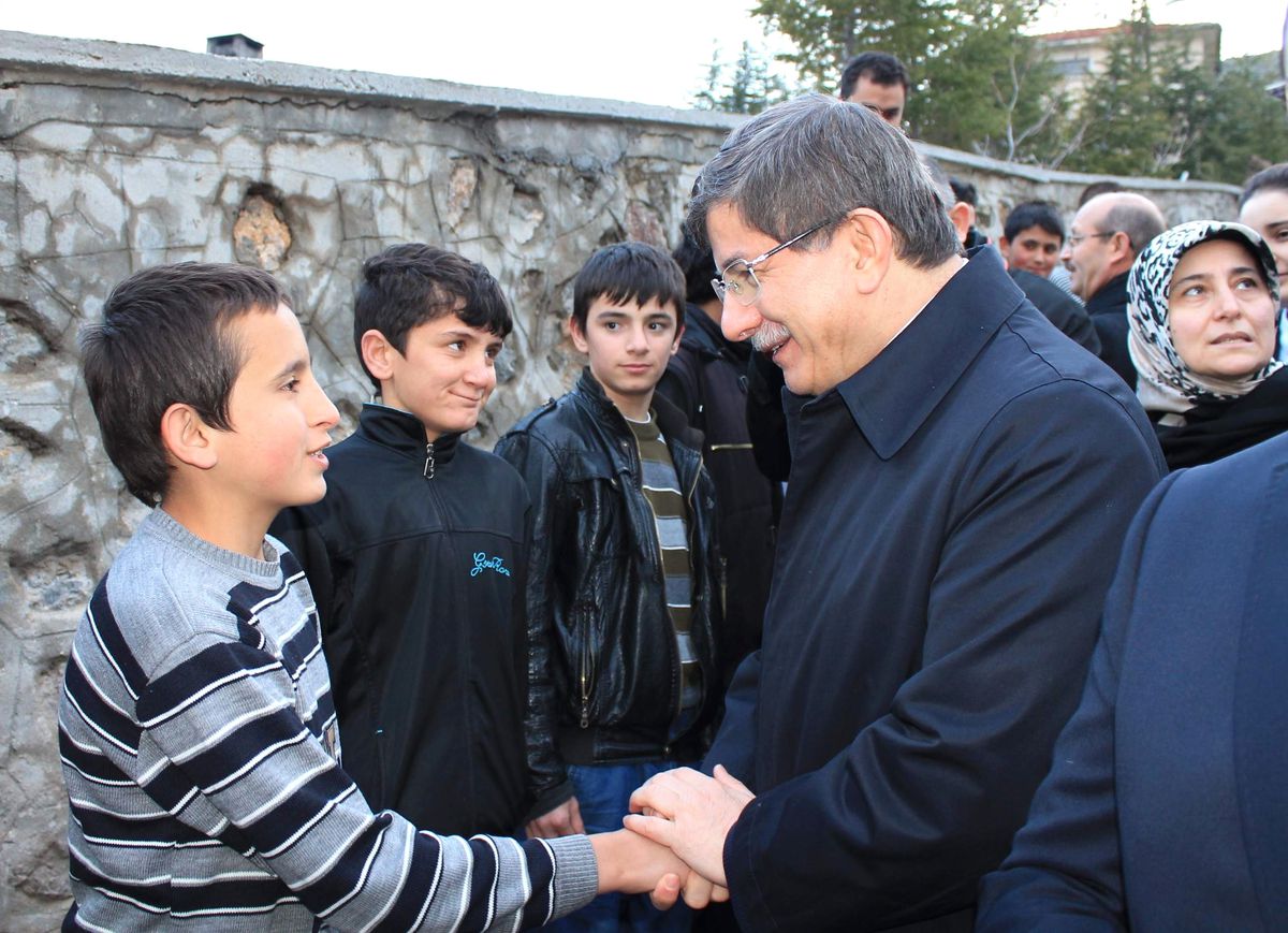 Bakan Davutoğlu da Fenerbahçeli