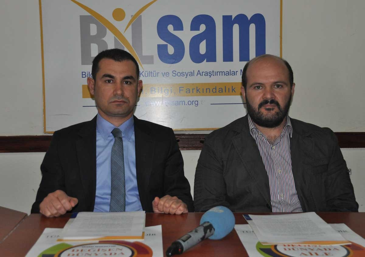 Bakan Şahin\'in Katılımıyla "Değişen Dünyada Aile" Temalı Sempozyum Düzenlenecek