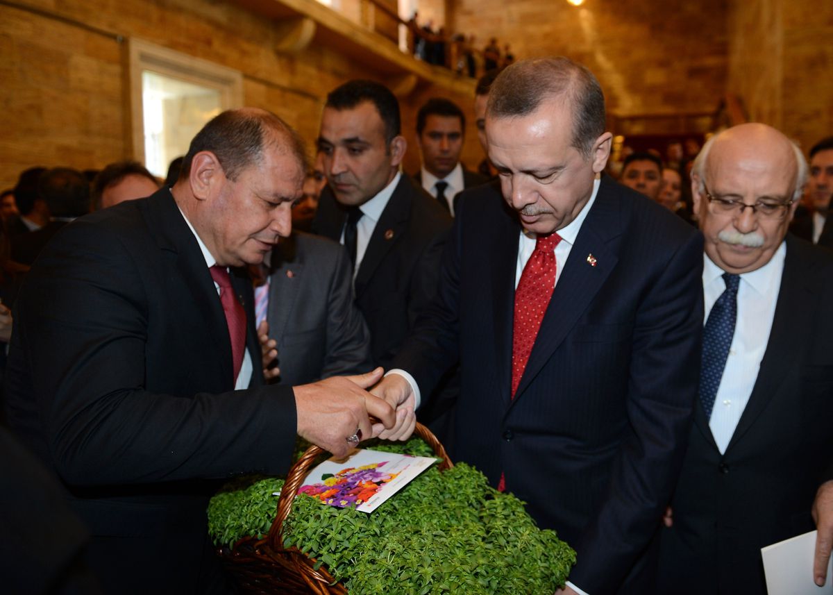 Başkanı Kertiş, Başbakan Erdoğan'ı Bayındır'a Davet Etti