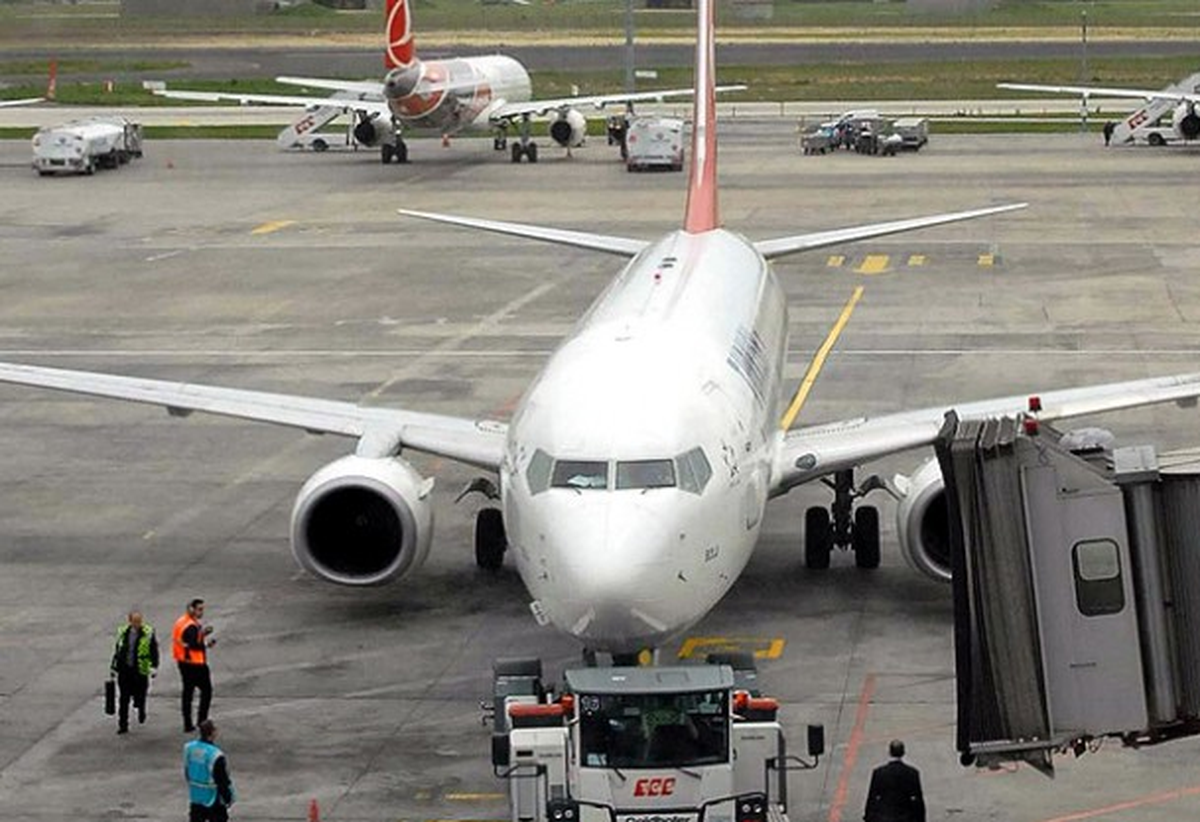 Diyarbakır Uçağında Bomba Paniği