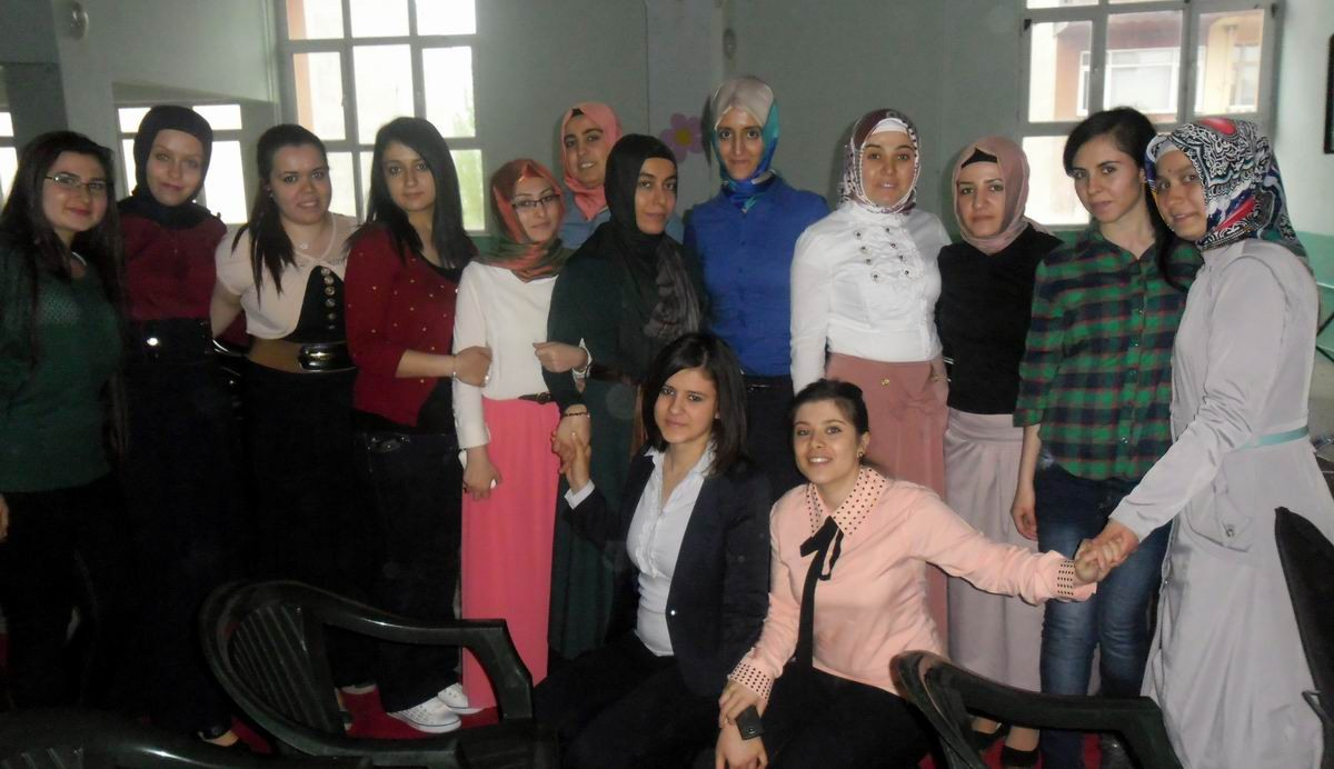 Eğitim Gönüllülerinden Kutlu Doğum Programı