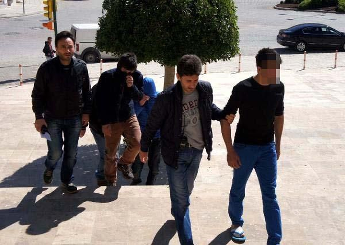 Kaçak Sigara Operasyonu: 8 Gözaltı