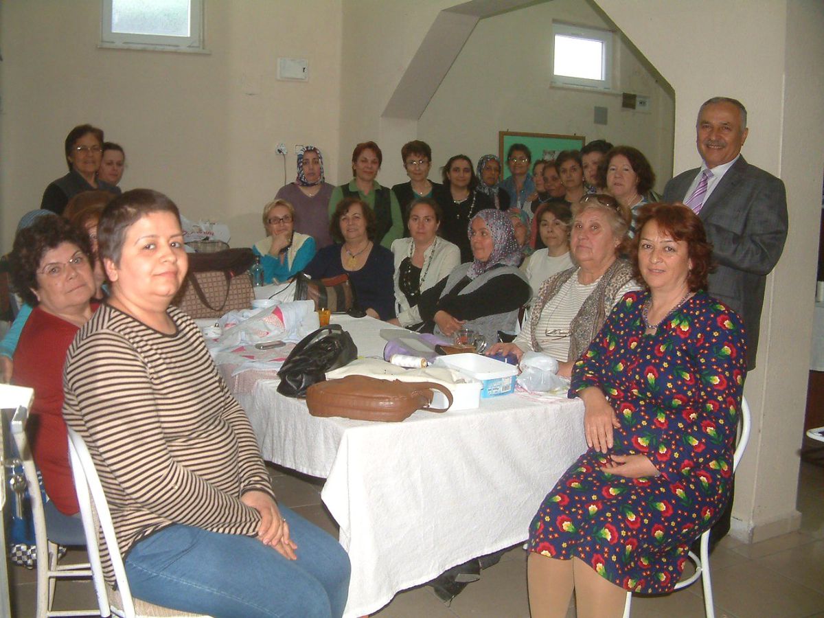 Kadın Danışma Merkezi Kadınları Eğitiyor
