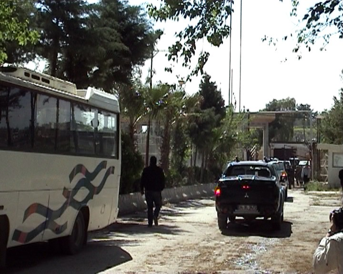 Kamışlı\'ya İlaç ve İnsani Yardım Malzemeleri Gönderildi