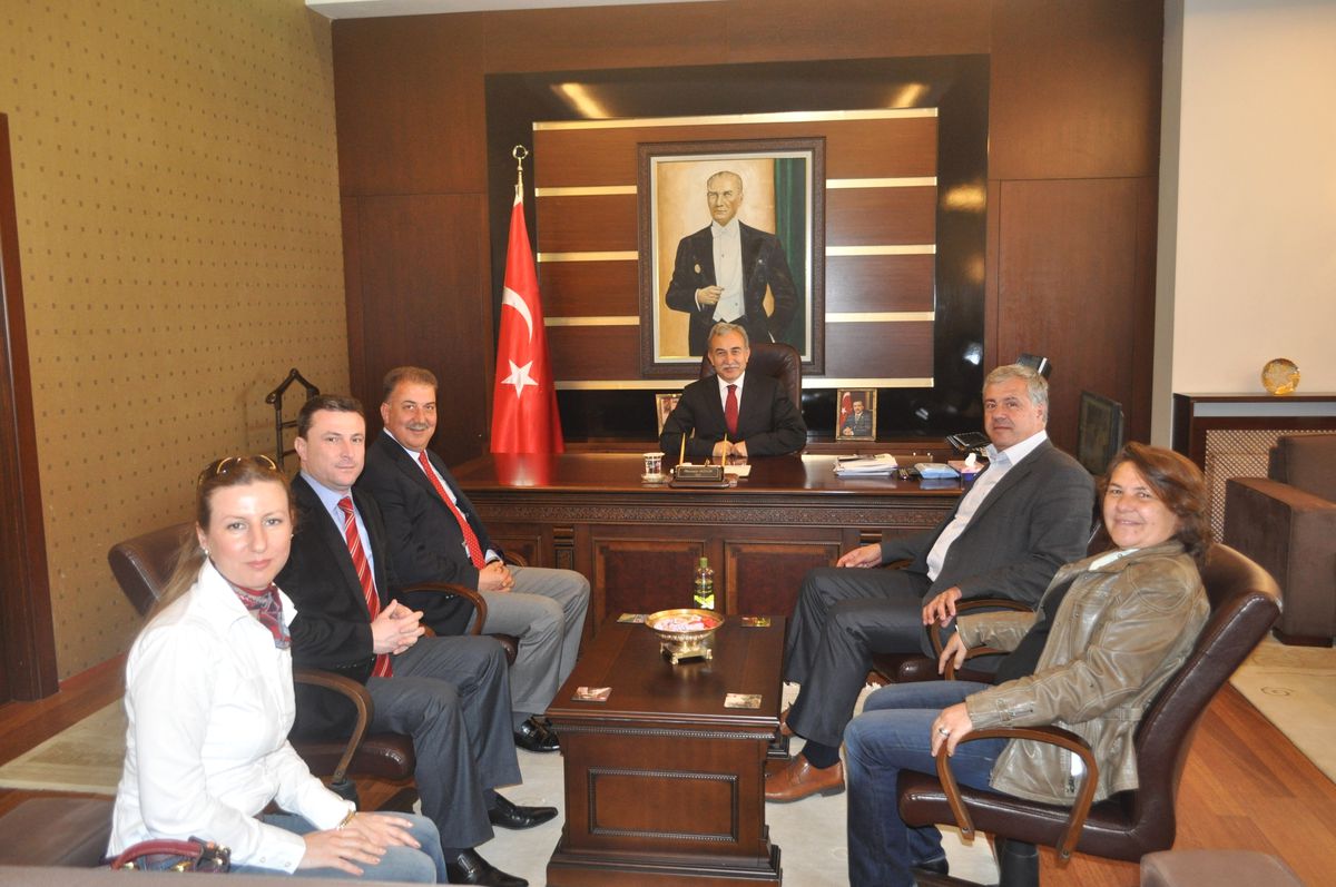 Katı Atık Yönetimi Sakarya'daki Entegre Katı Atık Tesisini İnceledi