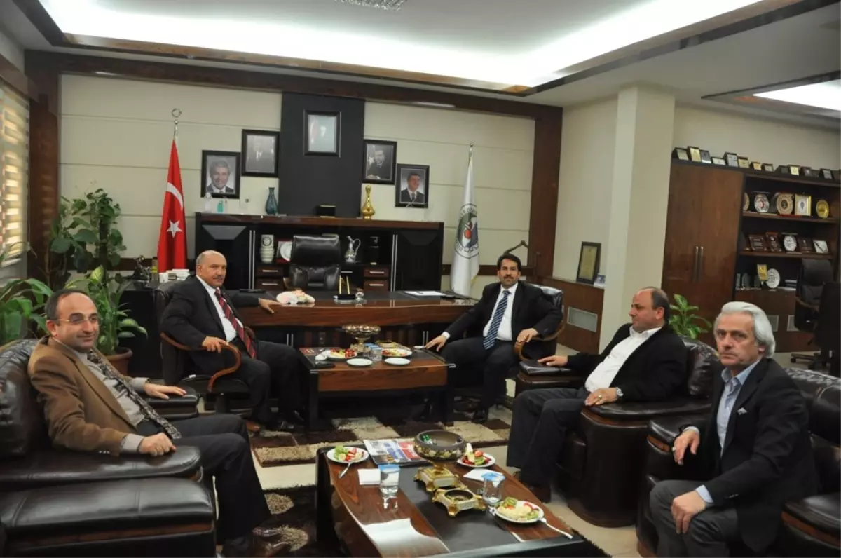 Kaymakam Karabulut Başkan Yaman'ı Ziyaret Etti