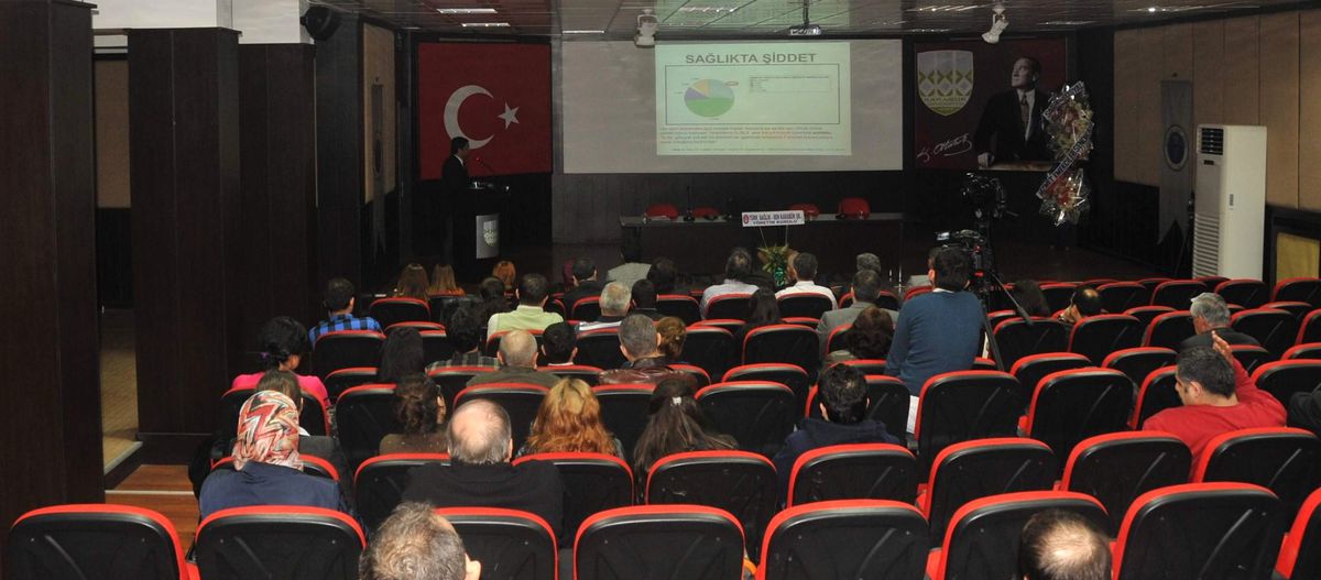 Kbü\'de Sağlıkta Şiddet Konulu Konferans Düzenlendi