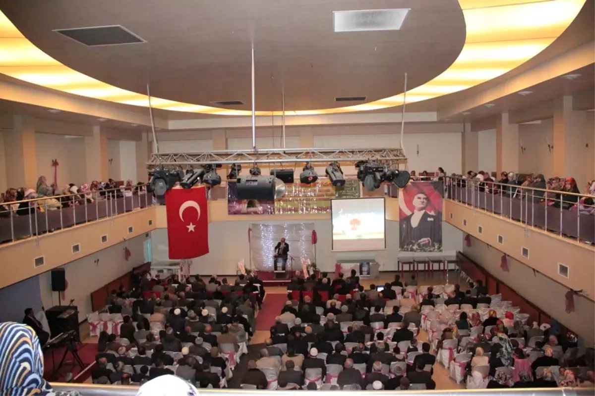 Korkuteli'de 'Hz. Peygamber ve İnsan Onuru' Konferansı