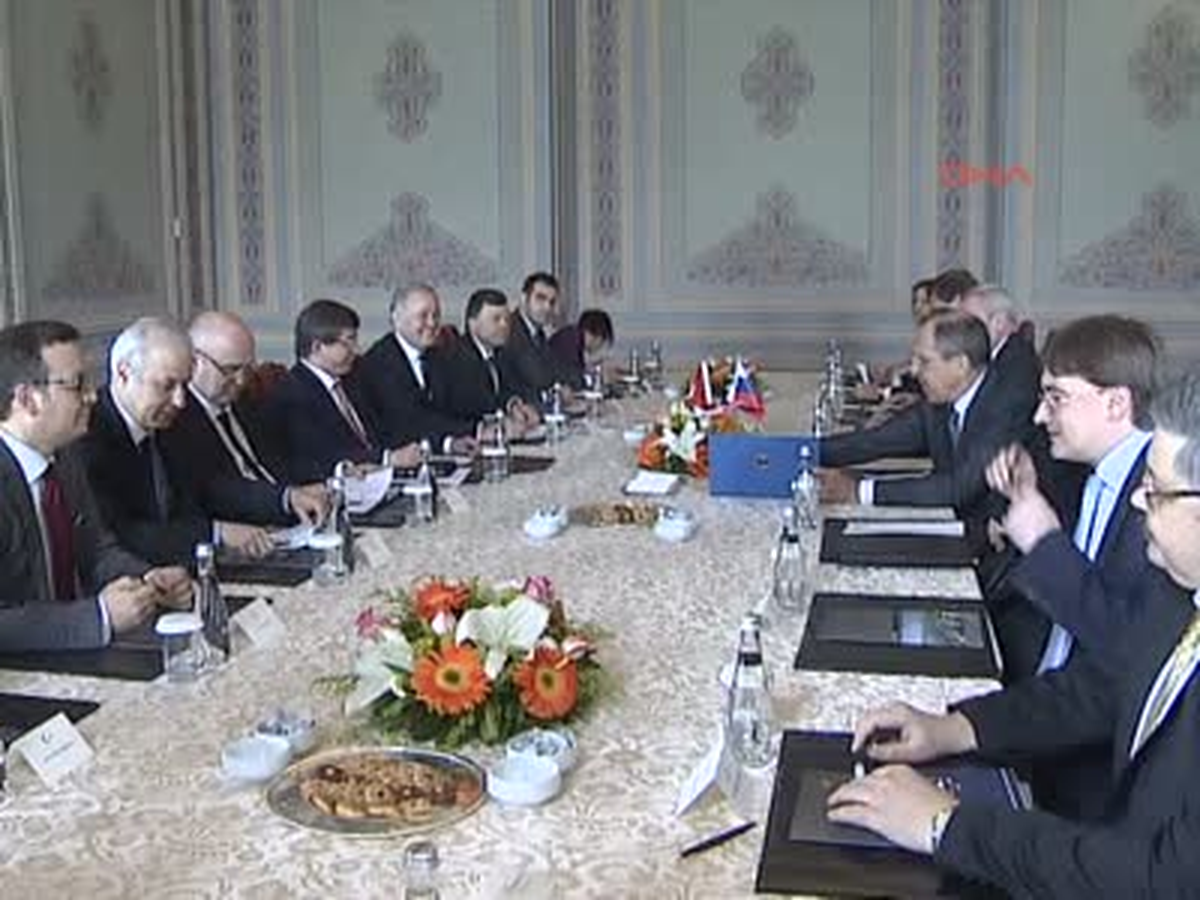 Lavrov Görüşmesi Başladı