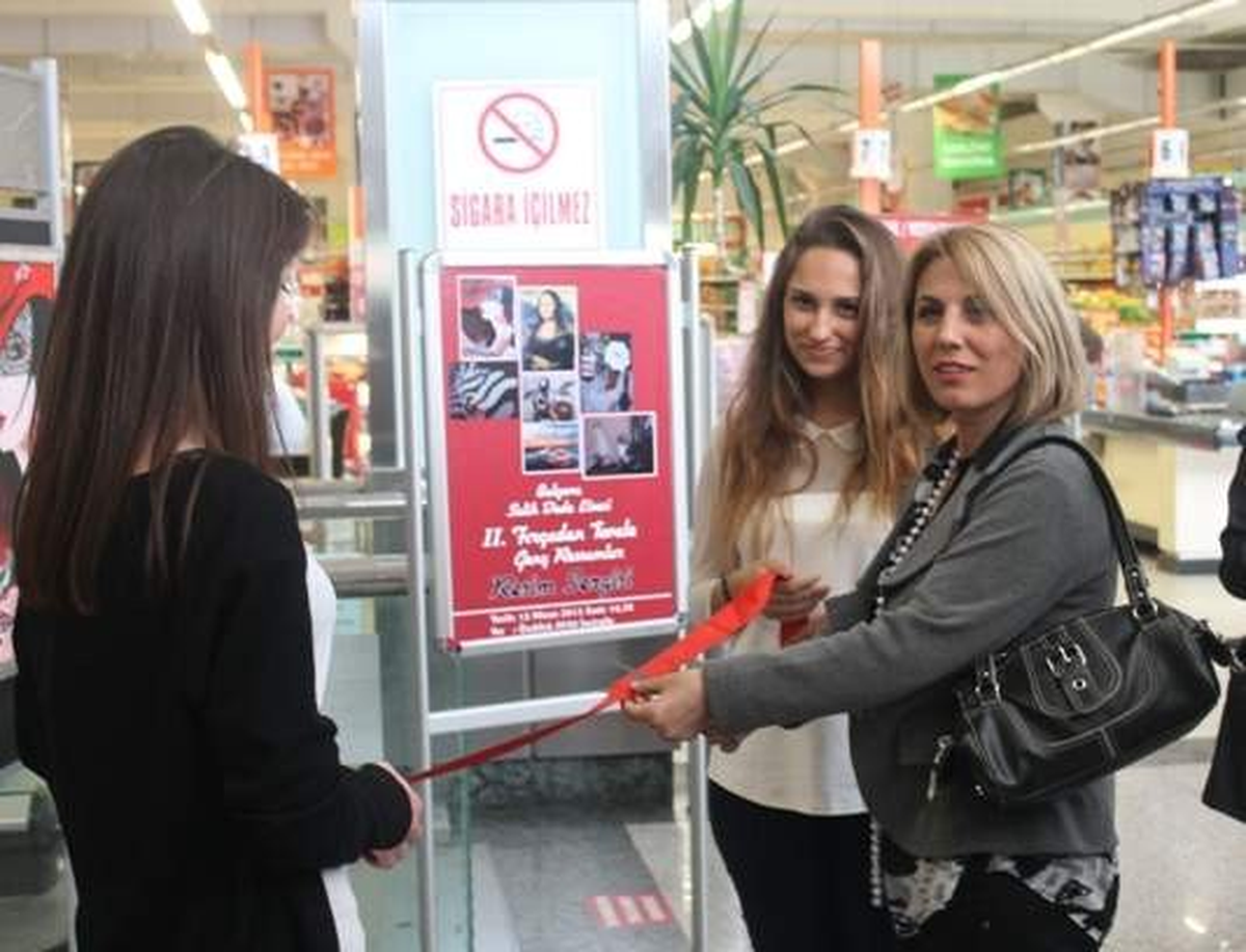 Liseli Öğrenciler Hayellerini Tuvale Yansıttı