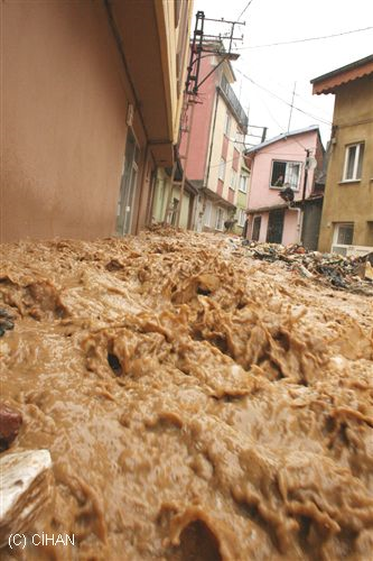 Meteorolojiden Kuvvetli Yağış Uyarısı