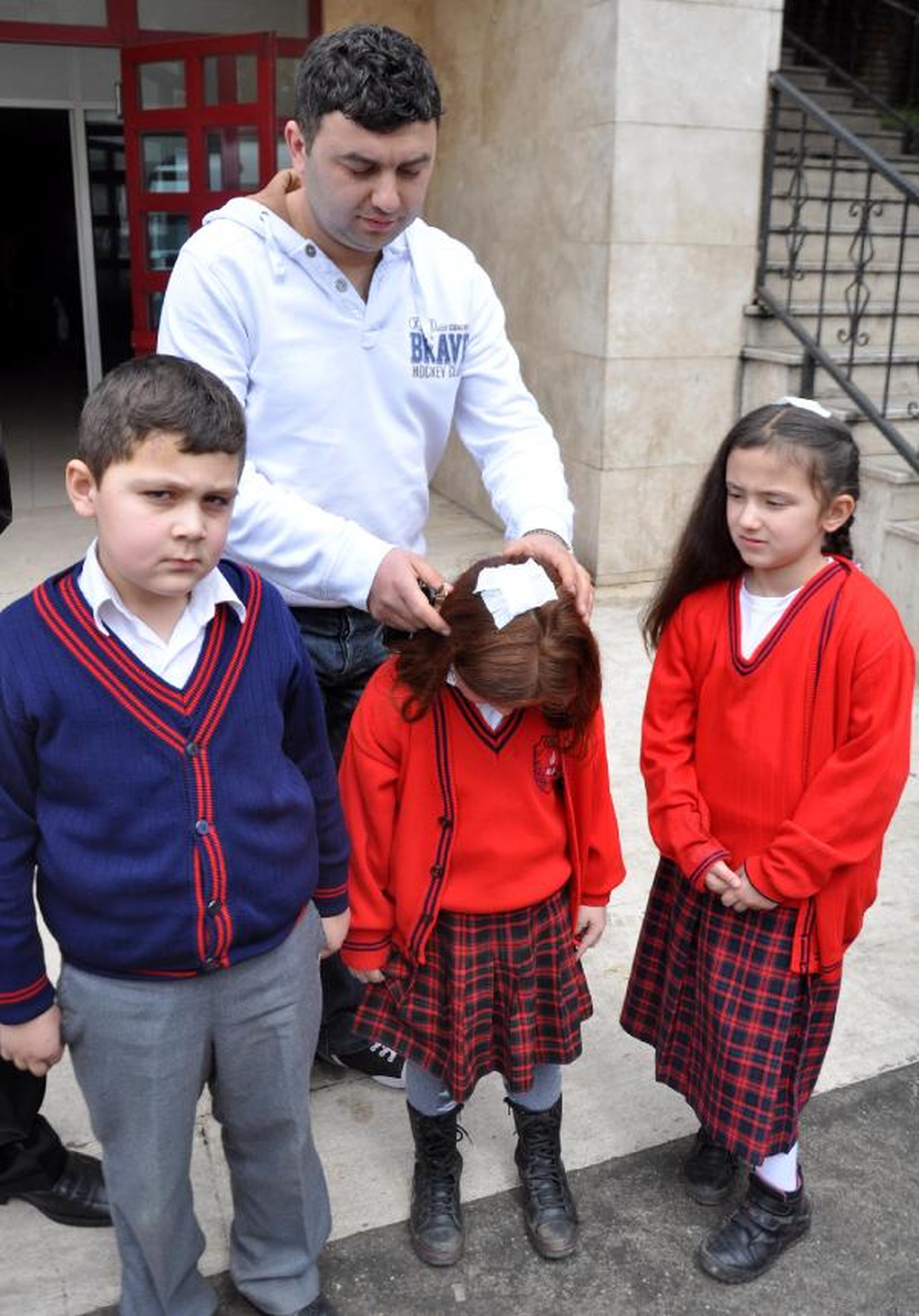 Öğrencilerin Üzerine Alçıpan Düştü