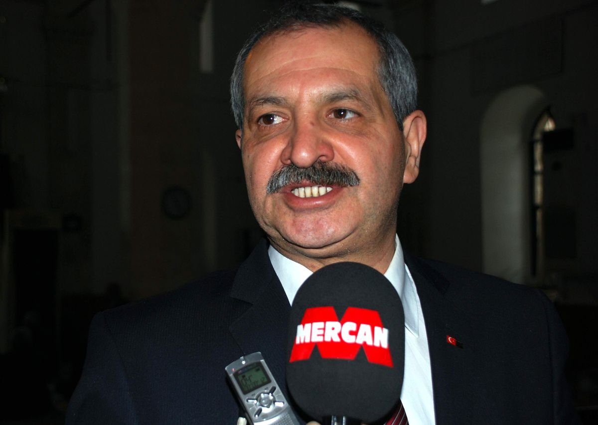 Özal\'ın, Ruhuna Mevlit Okutuldu