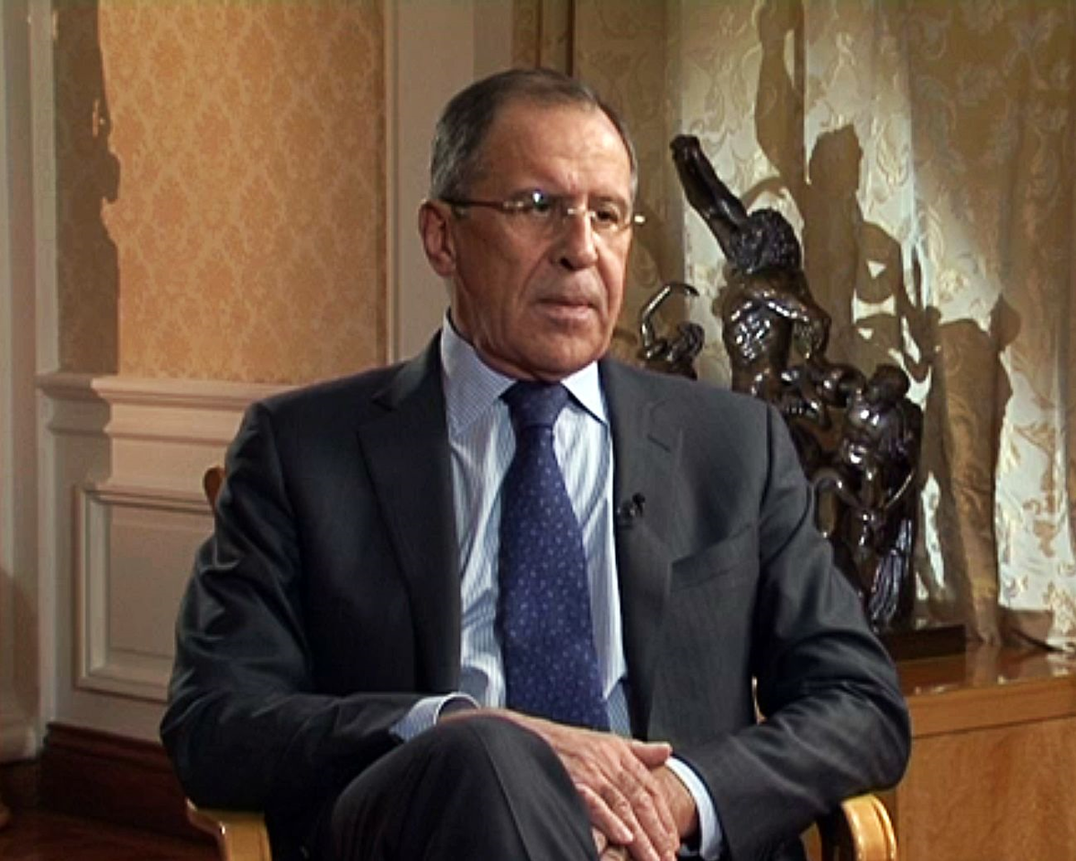 Rusya Dışişleri Bakanı Lavrov: "Suriye\'de Savaşan Herkes Silah Bırakmalı"