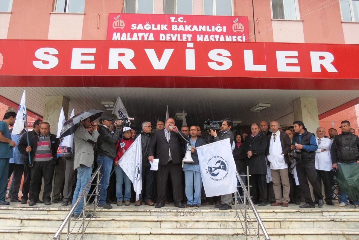 Sağlıkçılardan Şiddet Eylemi