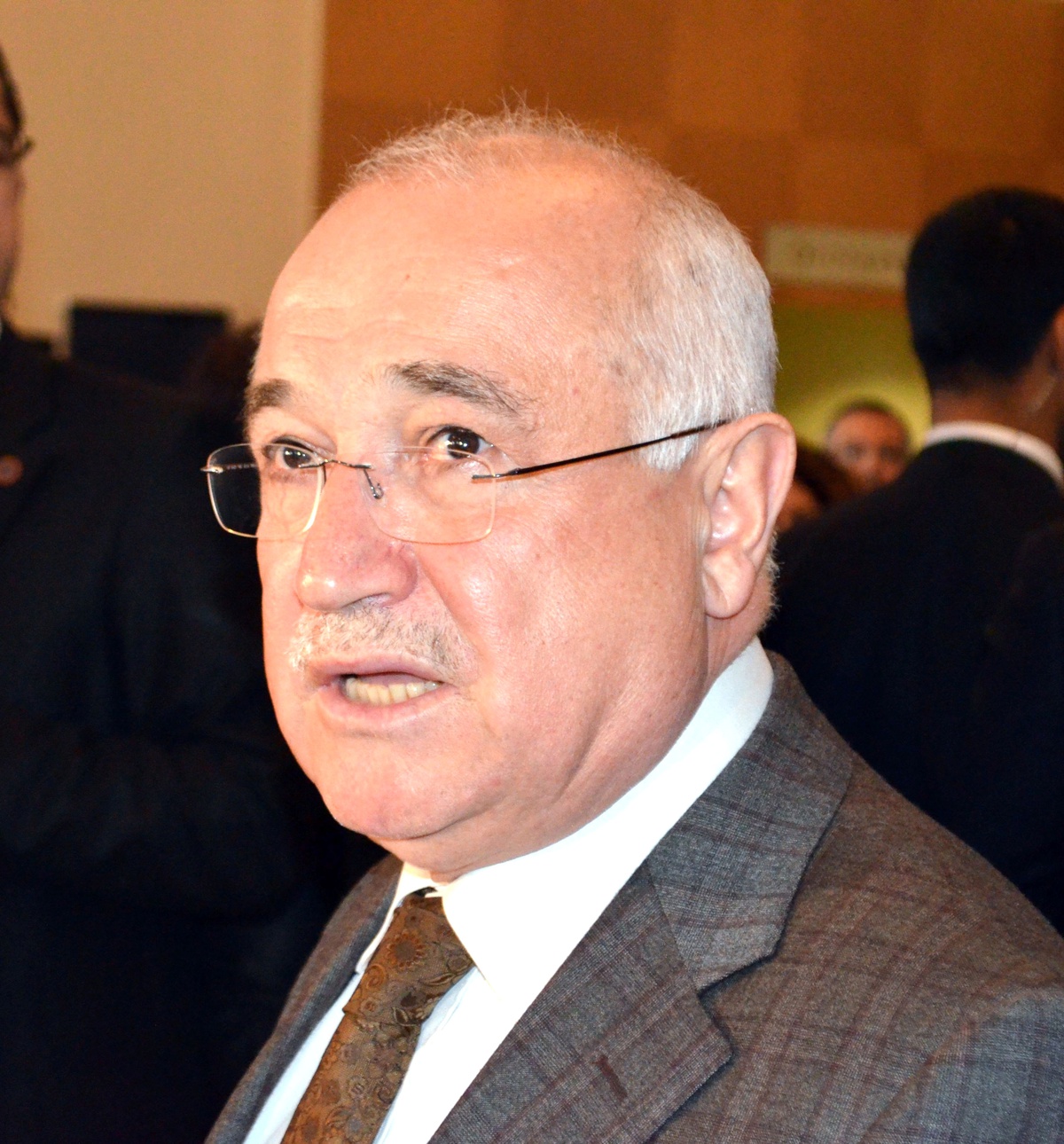 TBMM Başkanı Çiçek, Özal İçin Mesaj Yayınladı