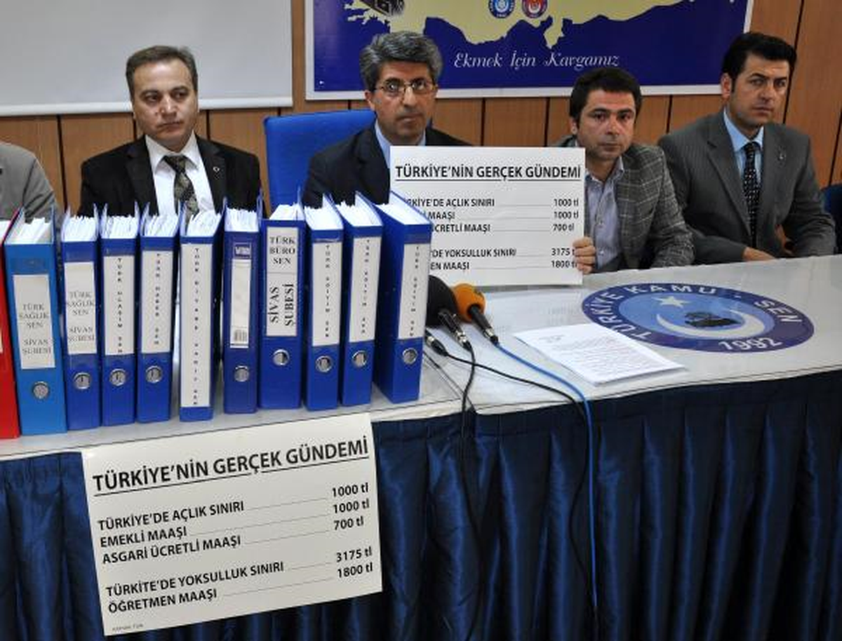 Türk Eğitim- Sen\'den Başbakanlık\'a 30 Bin Dilekçe