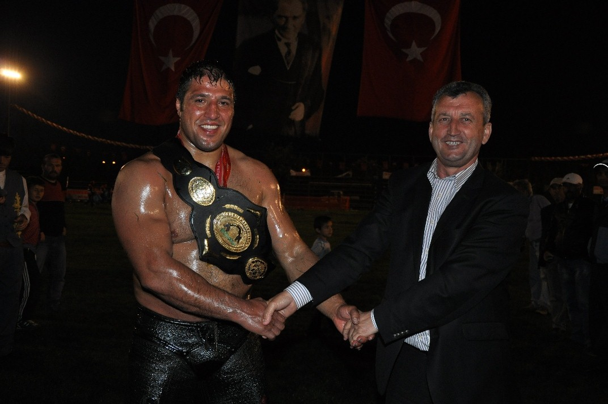 36. Geleneksel Ulukent Yağlı Güreşleri Başlıyor