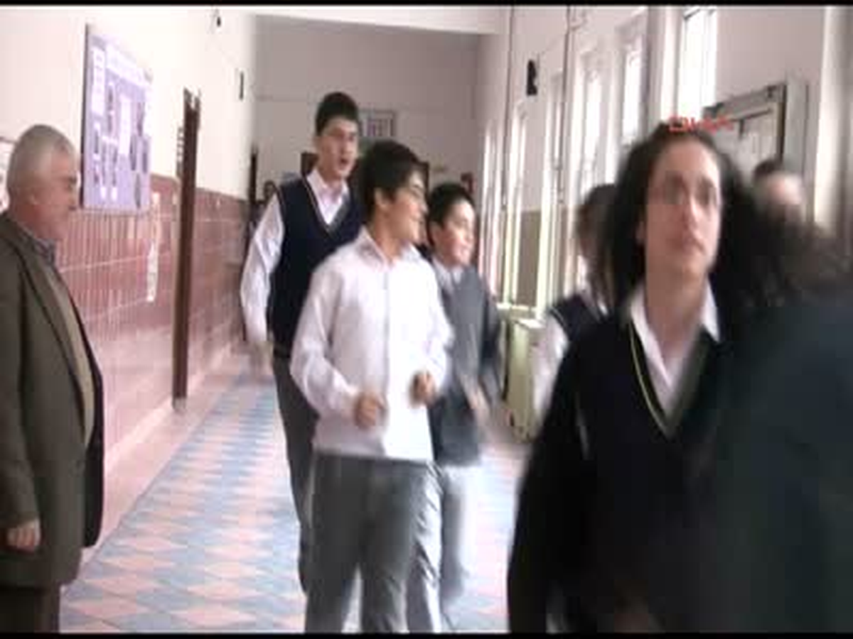 Atatürk Ortaokulu\'nda Yangın Tatbikatı