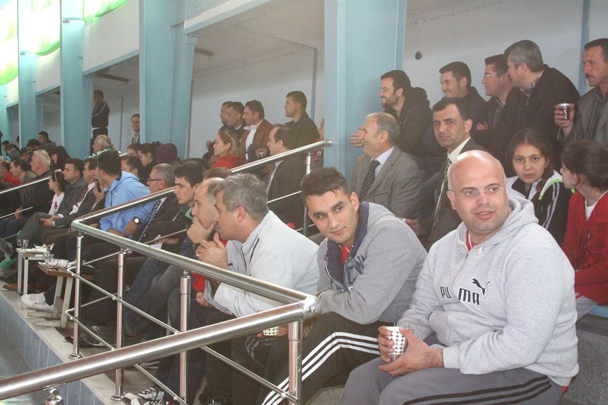 Bahar Voleybol Turnuvası Başladı