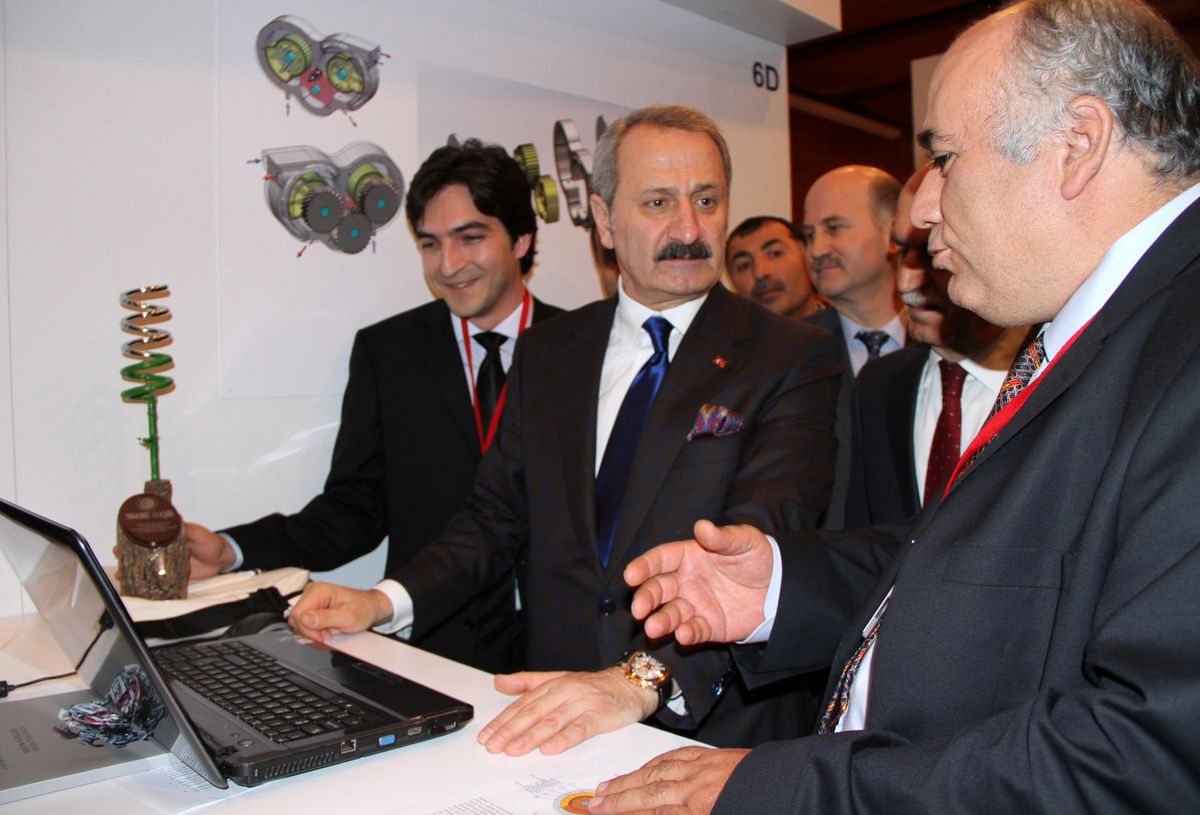 Bakan Çağlayan\'dan Mustafa Koç\'a Tepki