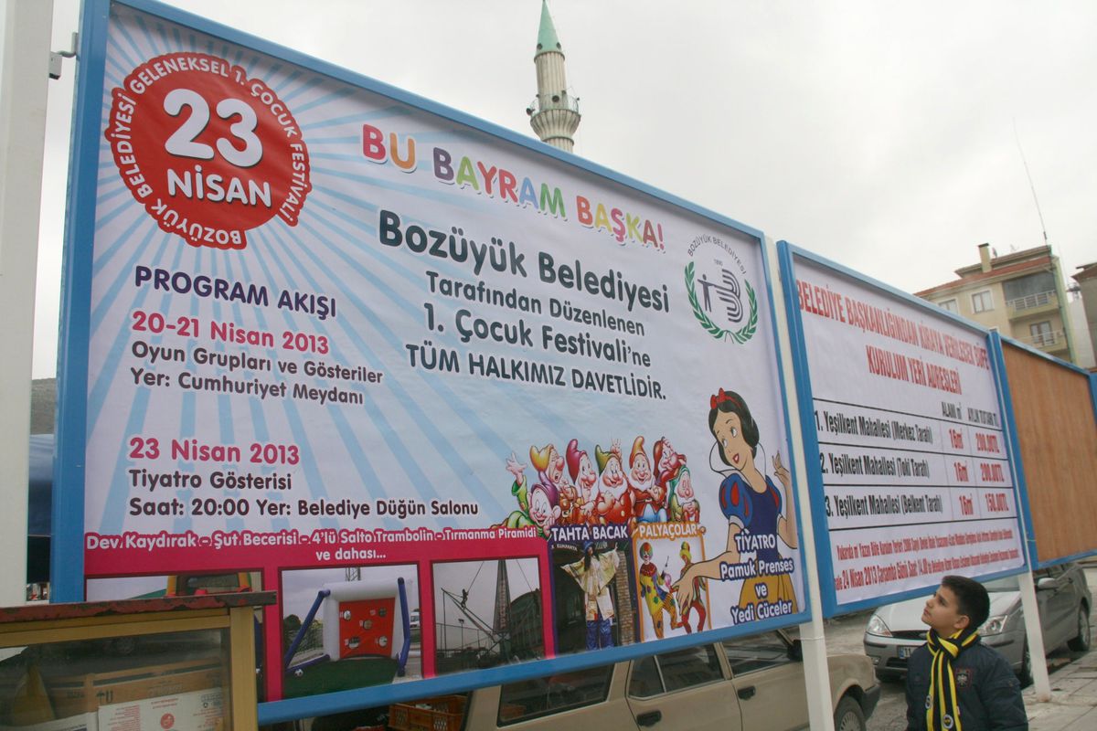 Bozüyük\'e Yeni Bılboardlar