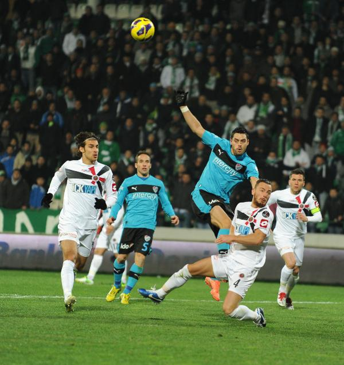 Bursaspor\'un Forma Uğuru