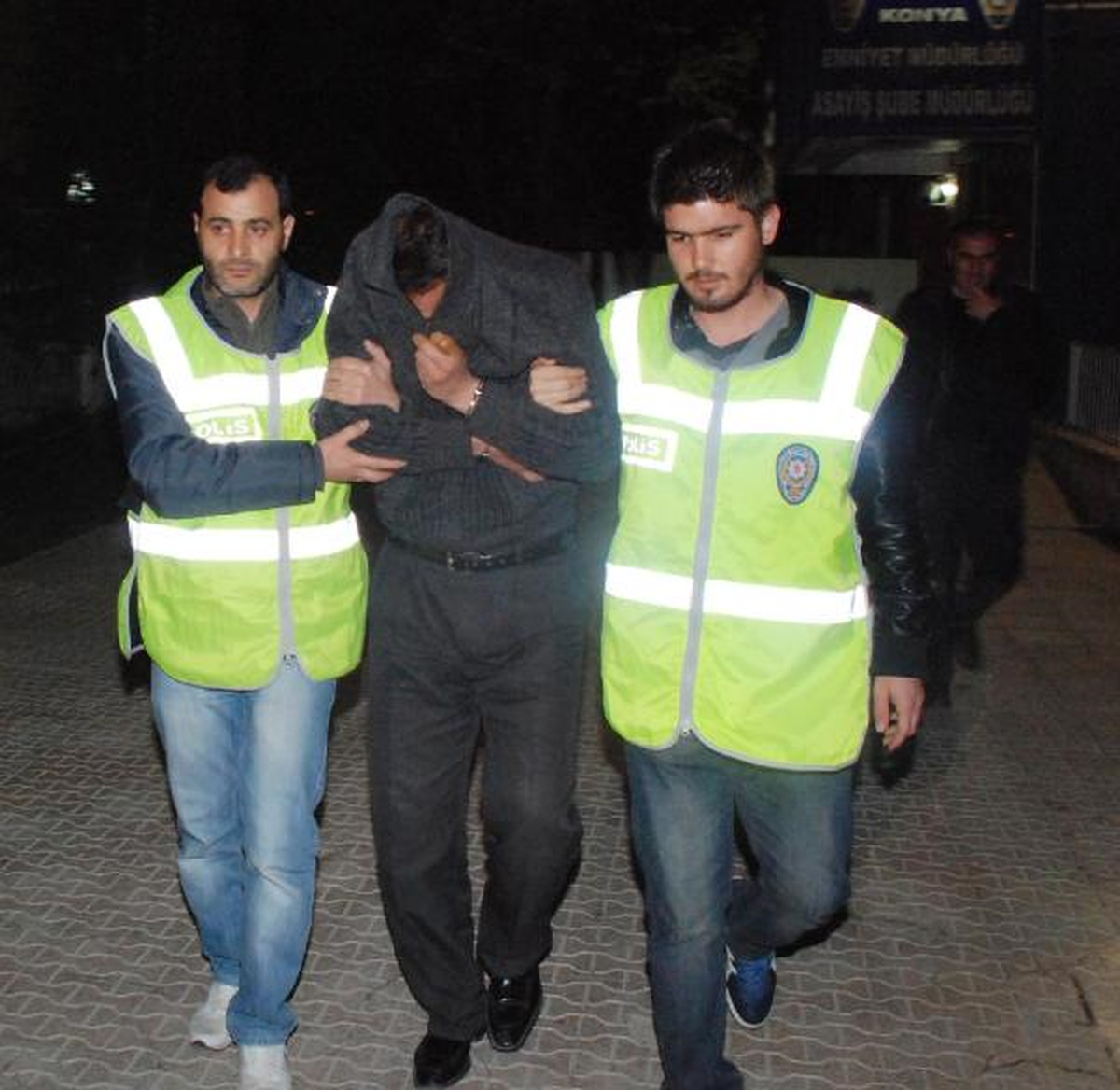 Çaldığı Yüzüğü Nereye Sattığını Unutmuş