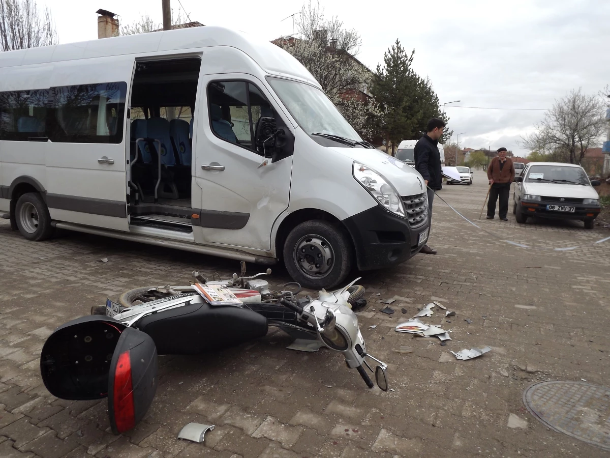 Daday\'da Motosiklet Kazası: 2 Yaralı