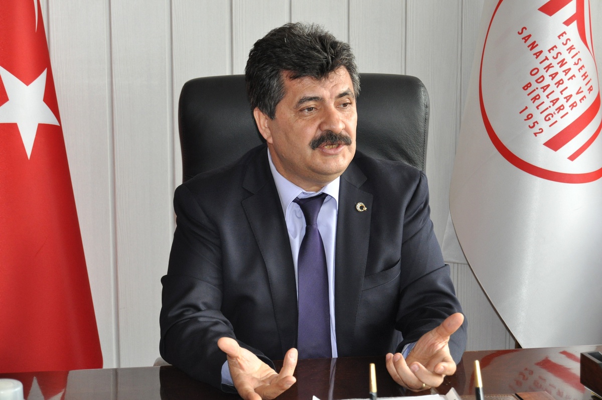 Eskişehir Esnaf ve Sanatkarlar Odaları Birliği Başkanı Ekrem Birsen;