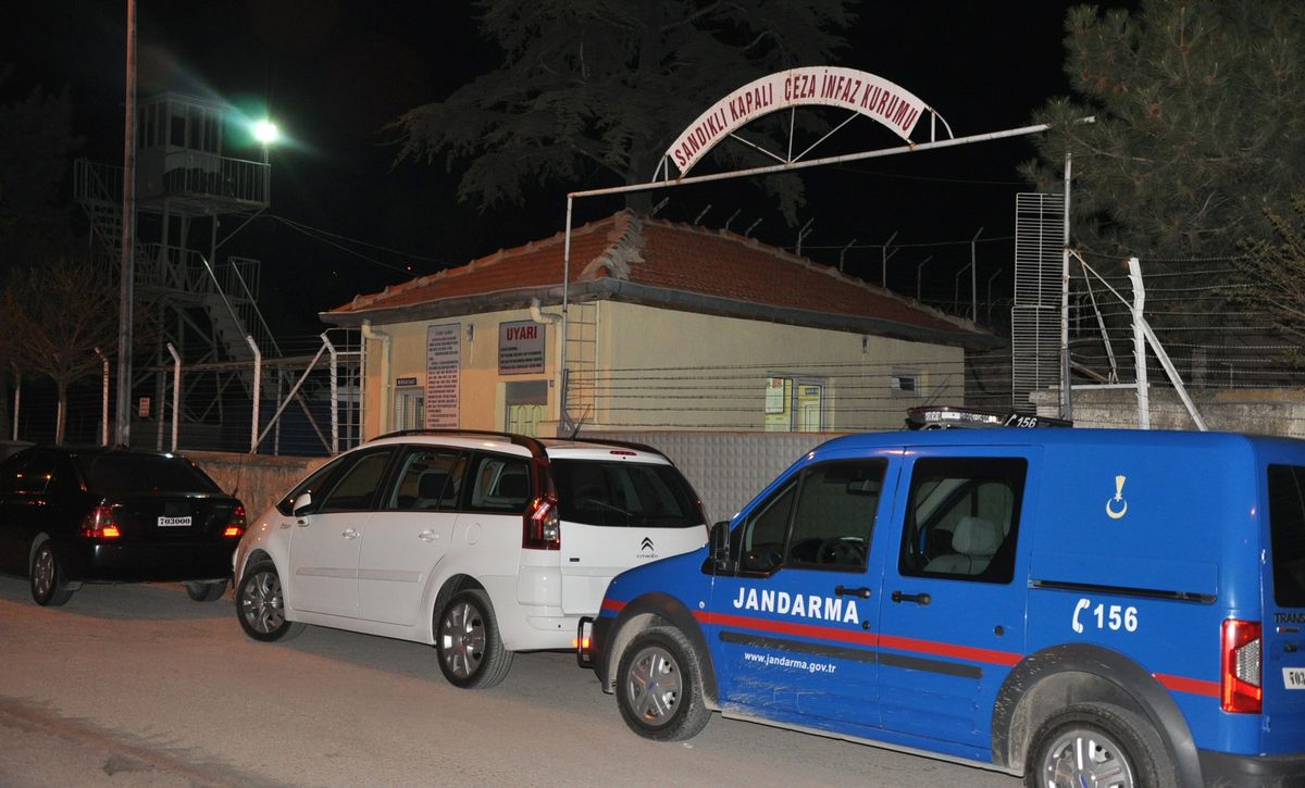 Jandarma Er İntihar Etti