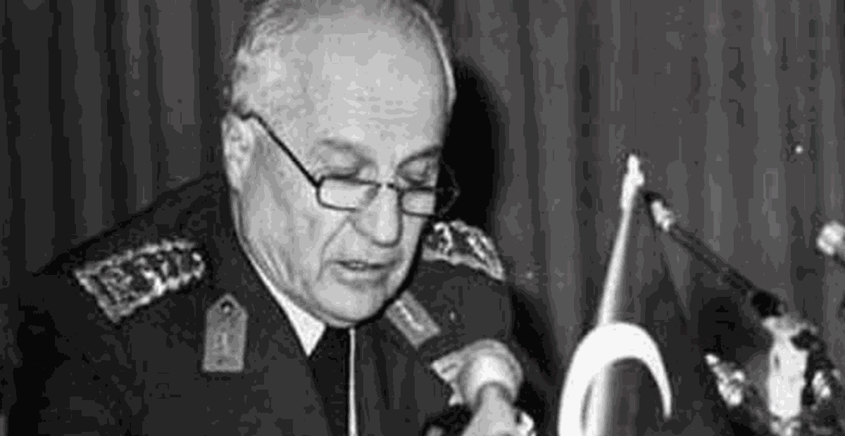 Kenan Evren\'in Evinde Arama Talebi