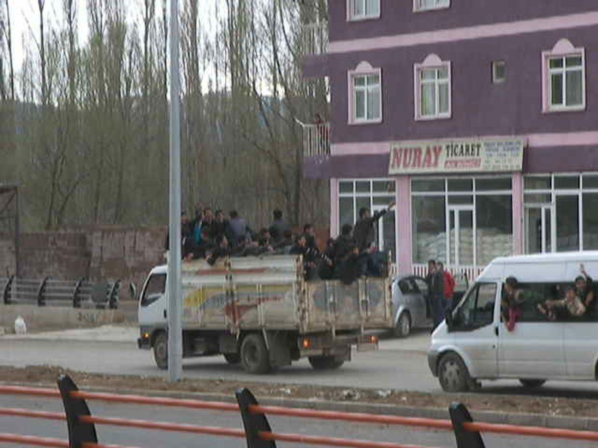 Narmanlı Öğrencilerin Tehlikeli Şampiyonluk Kutlaması