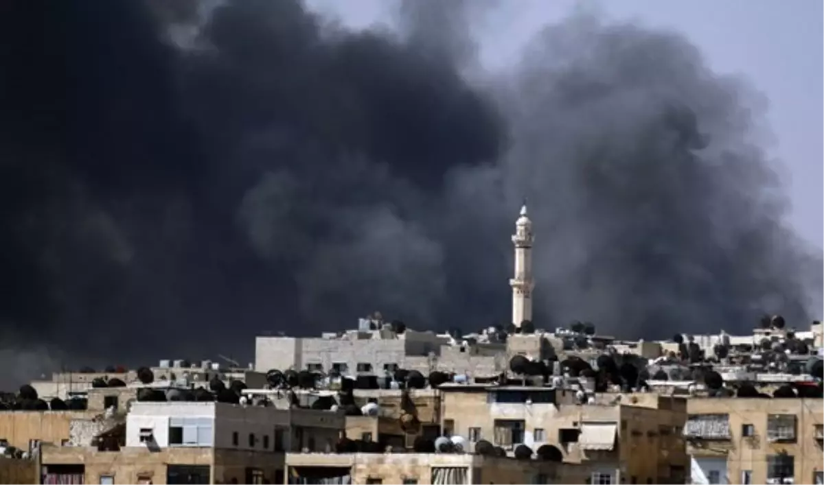 Halep\'e Füze Yağdı