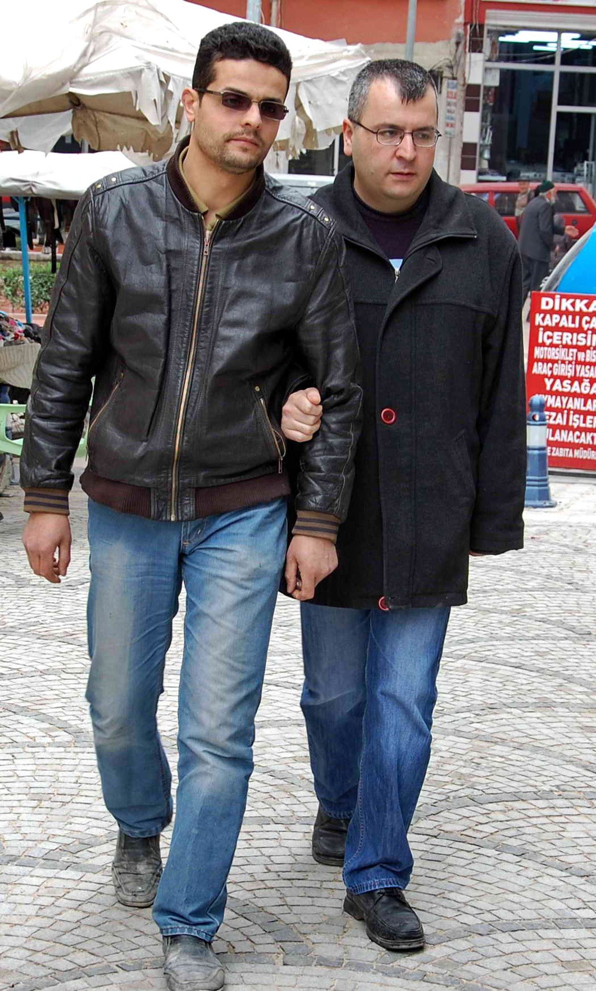Simavlı Görme Engelli Yazara 23 Nisan Resepsiyonu Daveti