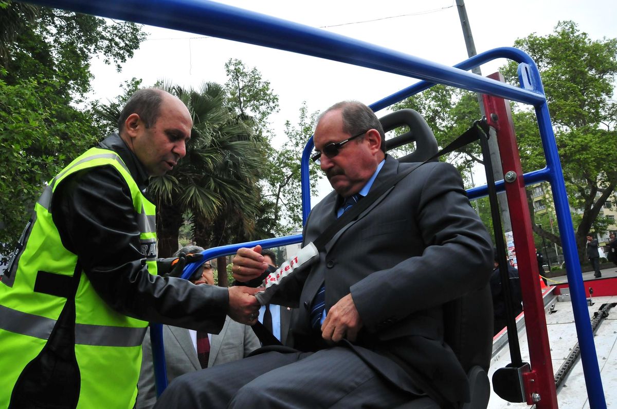 Similatör Eşliğinde Trafik Eğitimi