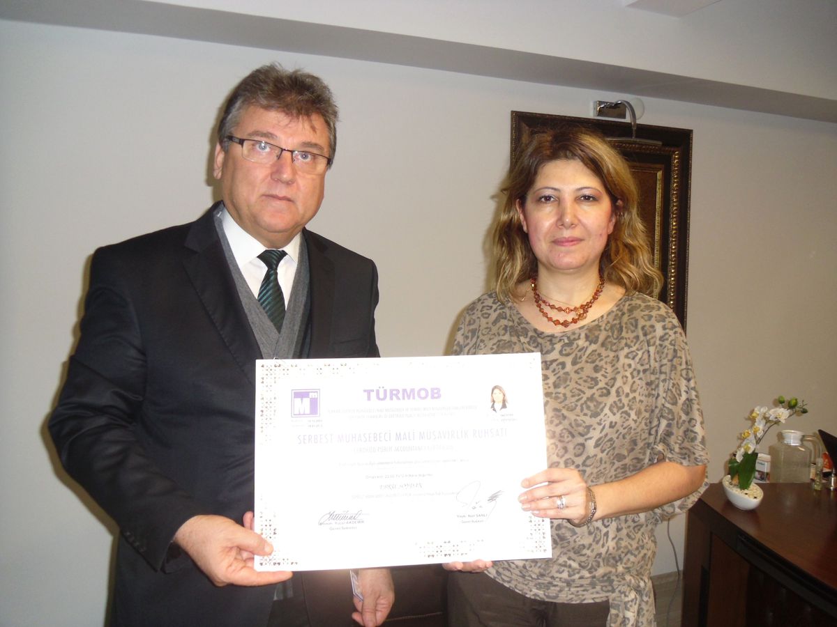 Smmmo\'da Ruhsat ve Plaket Töreni